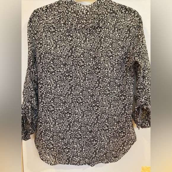 ANTHROPOLOGIE Holding Horses print cotton button down - Picture 9 of 10